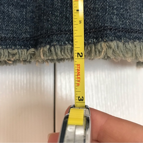 EUC Context Denim Mini Skirt/ Size 8/ Fastens with zipper and button in front - Picture 10 of 11